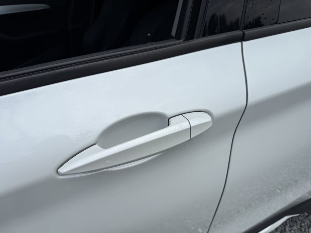 BMW X1 s-drive18i 140pk high executive