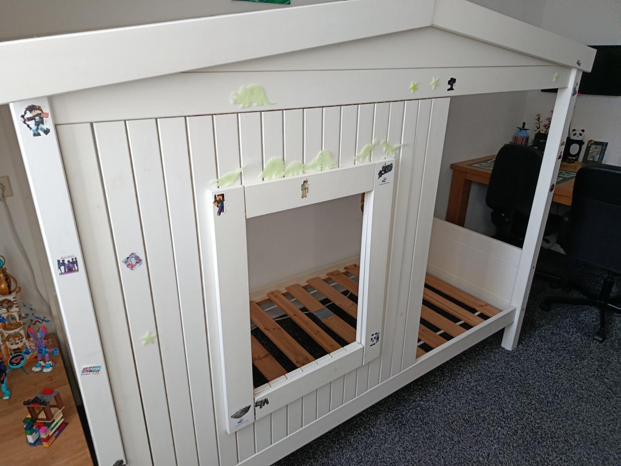 !Gratis ophalen! Huisjesbed