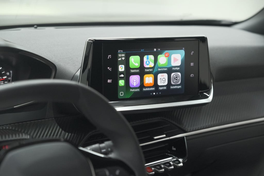 Peugeot 2008 puretech 130 active | camera | apple carplay | parkeersensoren