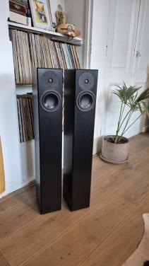 Totem Arro, high-end!! Nieuwstaat!!