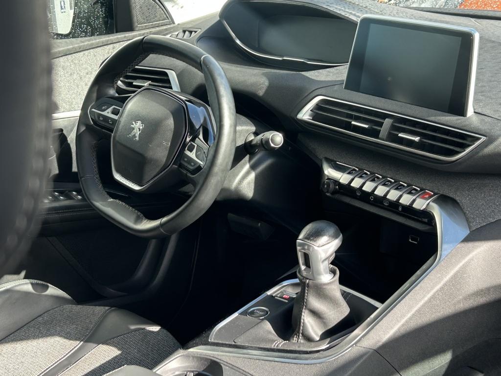 Peugeot 3008 1.2 puretech 130pk s&s allure navigatie | bt | applecarplay & 