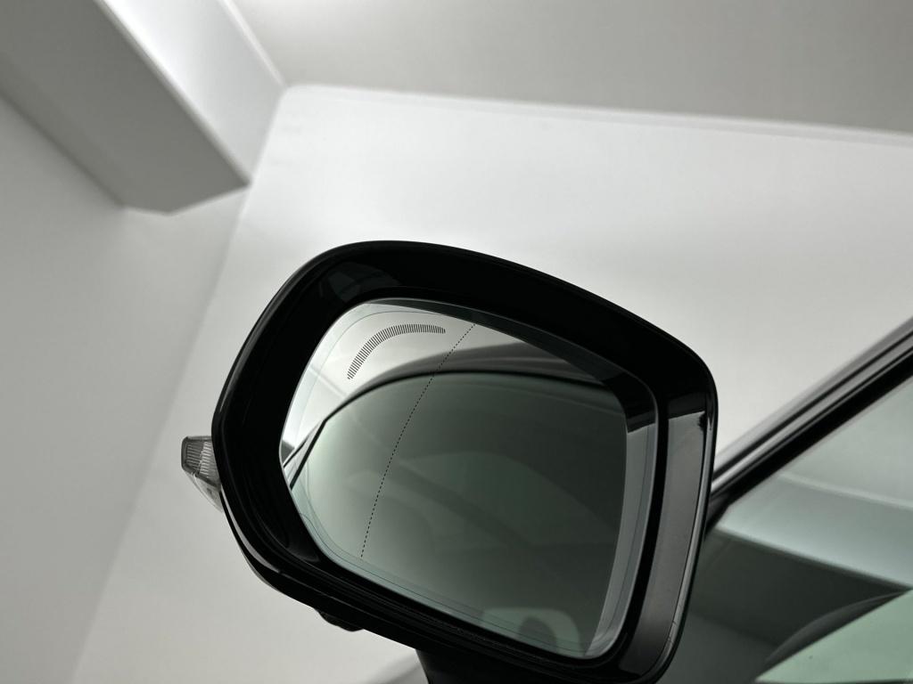 Volvo XC60 t6 398pk recharge black edition| pano| luchtvering| 360 camera