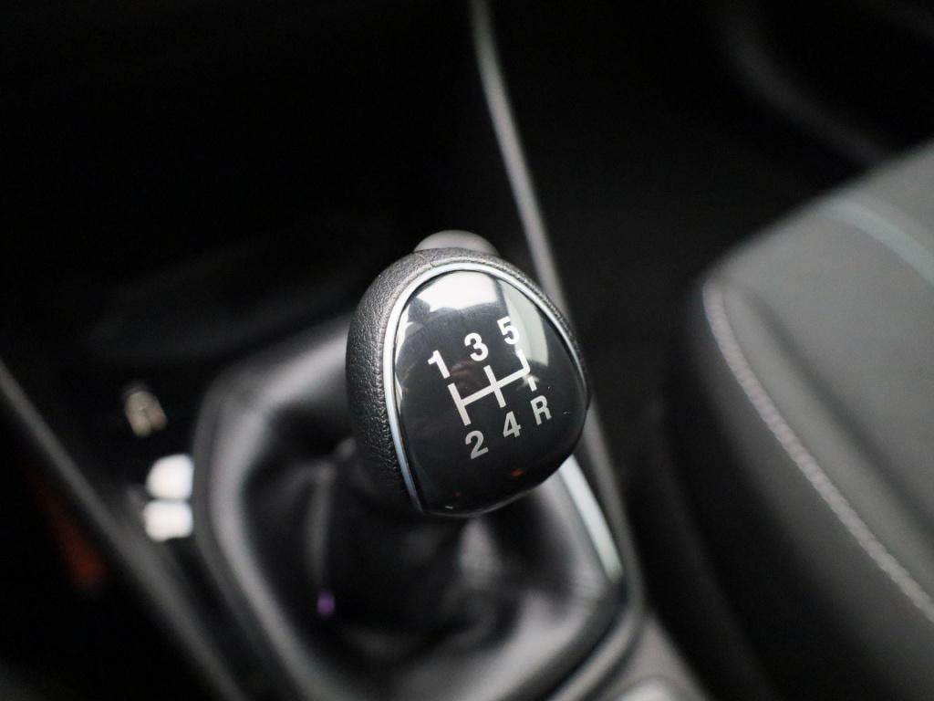 Ford Fiesta 1.1 trend navigatie | airco | dab | pdc | apple carplay/ androi