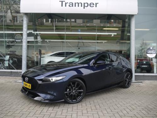Mazda 3 2.0 skyactiv-x 180 pk luxury |aero pack|bose|trekhaak|rijklaar