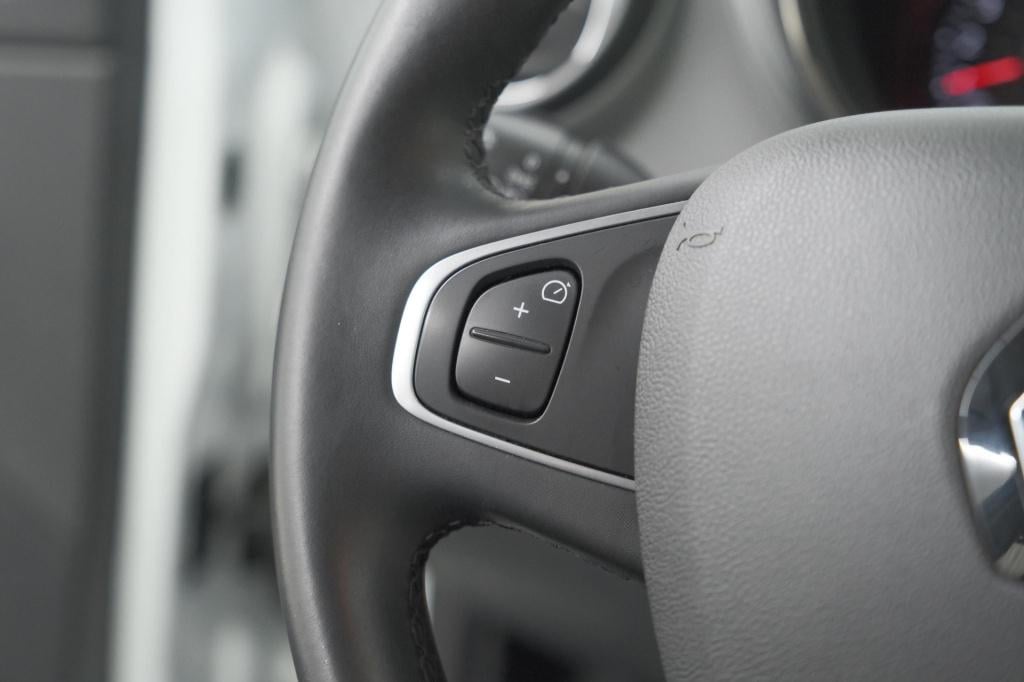 Renault Captur tce 120 edc intens | camera | navigatie |  parkeersensoren |