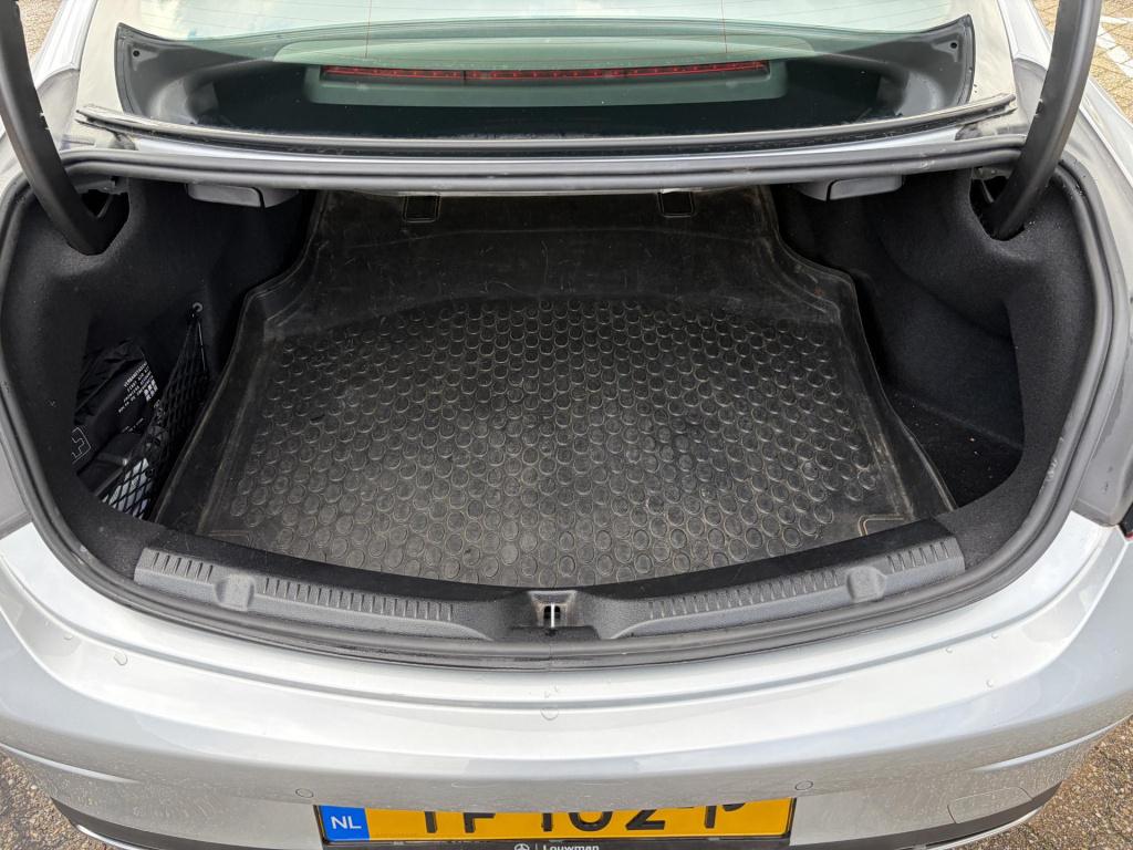 Mercedes-Benz E-Klasse coupé 200 business nl-auto!