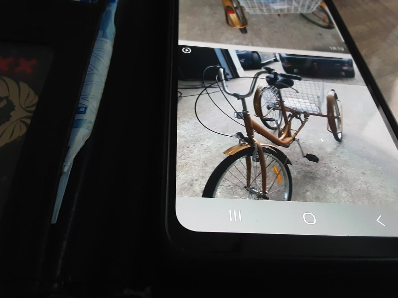 Keurige  driewielfiets  met 6 versnellingen