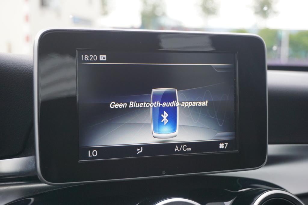 Mercedes-Benz C-Klasse 180 ambition amg line climate / navi / cruise / pdc 