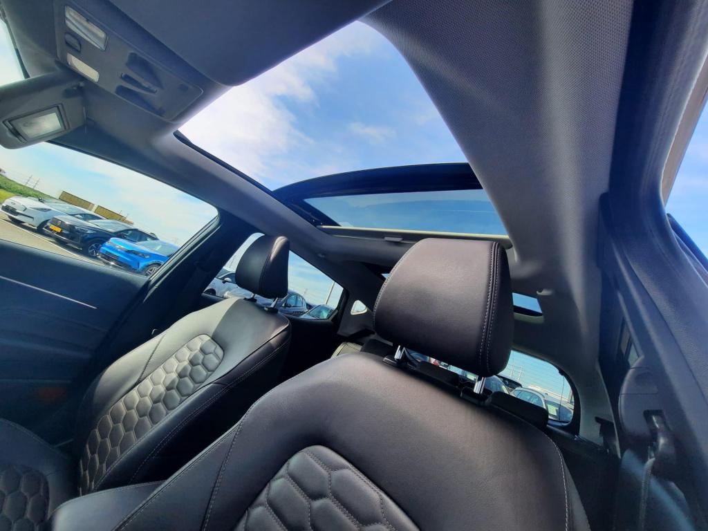 Ford Fiesta 1.0 ecoboost vignale | met panorama dak!