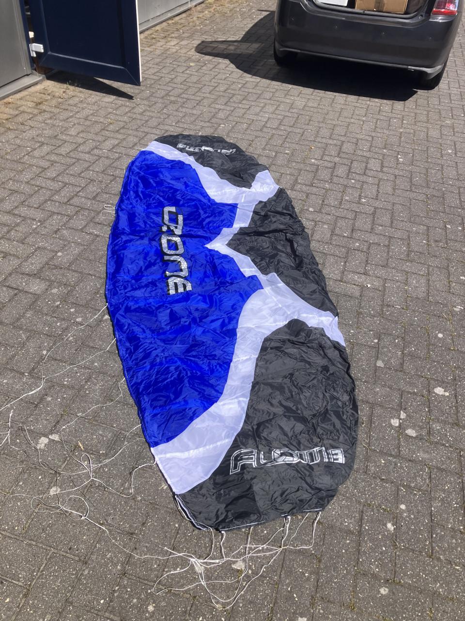 Ozone 3.0 powerkite 2 lijns bestuurbare vlieger als nieuw