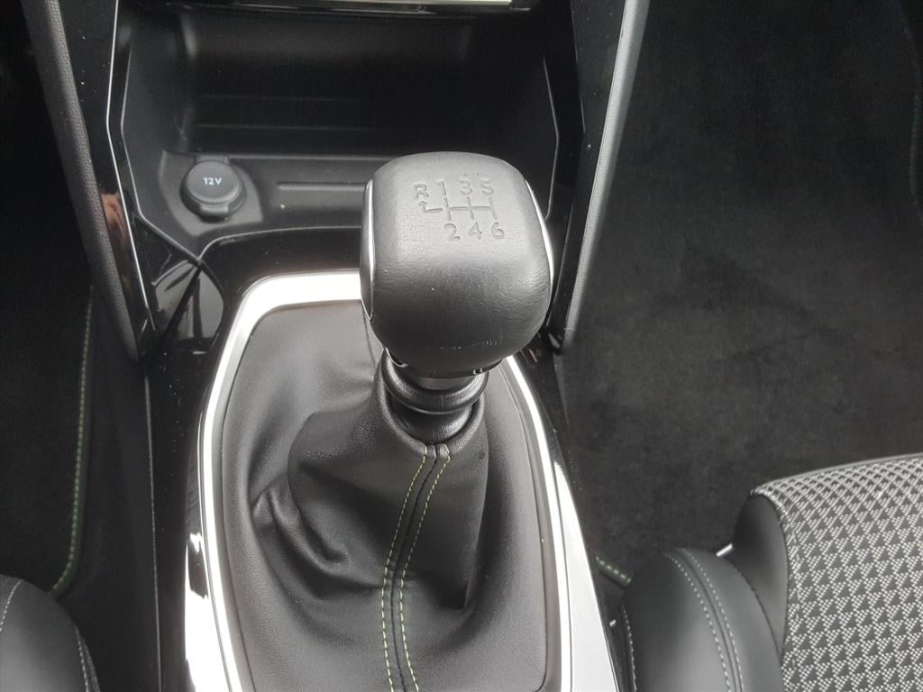 Peugeot 2008 1.2 130pk gt-line apple carplay & android auto | afneembare tr