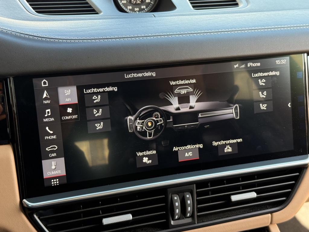 Porsche Cayenne 3.0 | sportdesign | pano | sportchrono | luchtvering | acc 