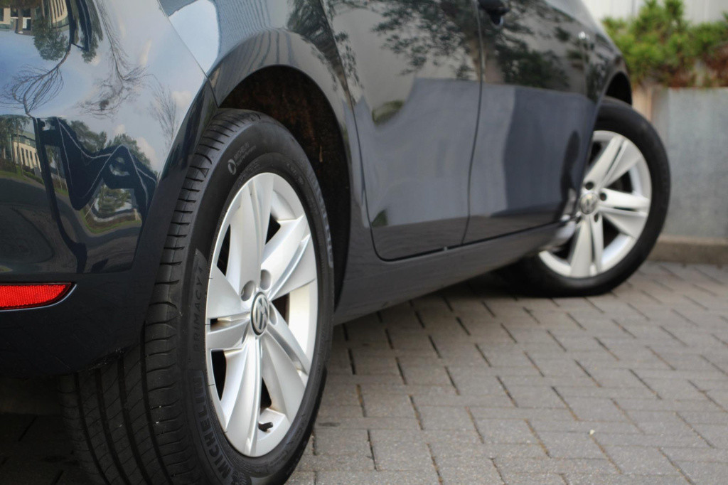 Volkswagen Golf 1.2 tsi match - half leder - nieuwe distr ketting - stoelve