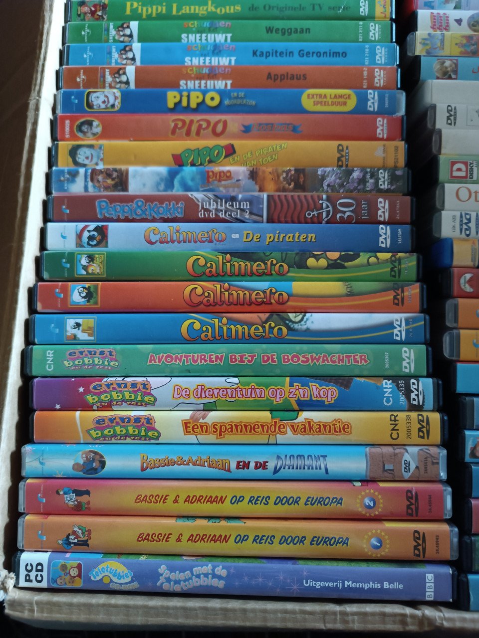 Kinder dvd's 145 stuks