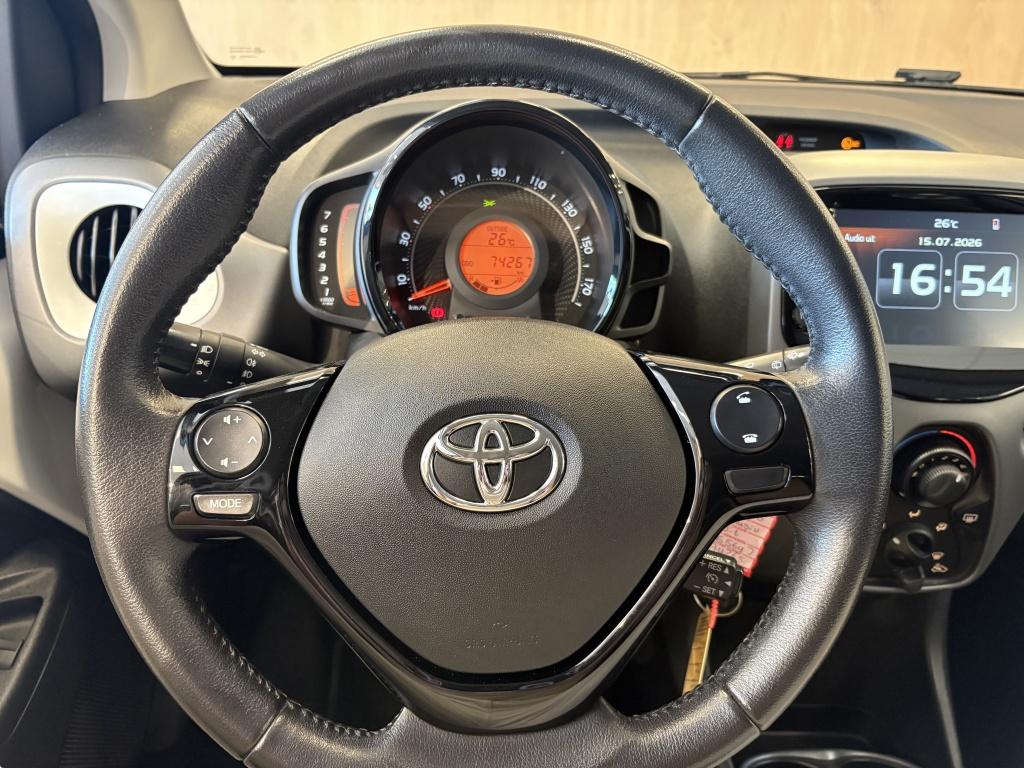 Toyota Aygo 1.0 vvt-i x-clusiv