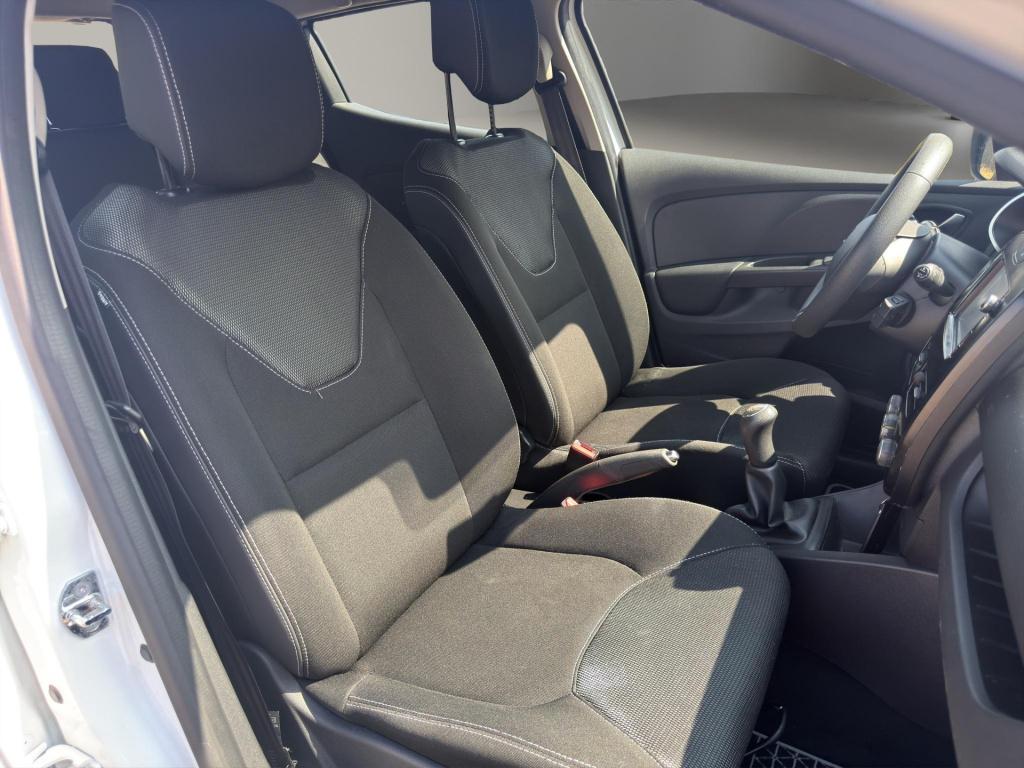 Renault Clio 0.9 tce expression cruise airco navi