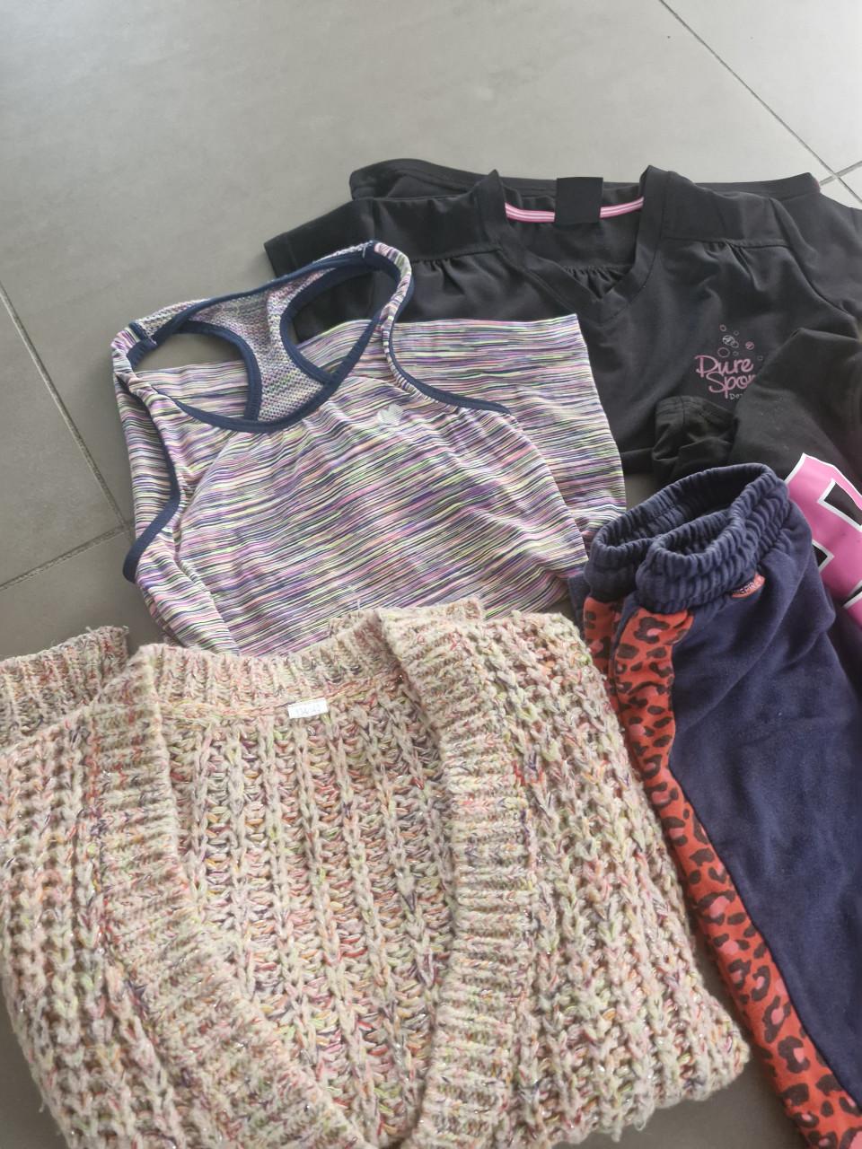 Meiden kleding mt 134 140