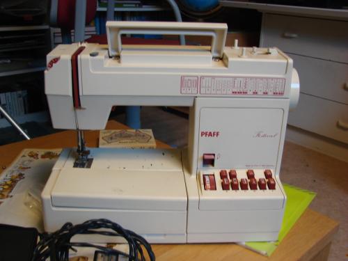 Peaf naaimachine