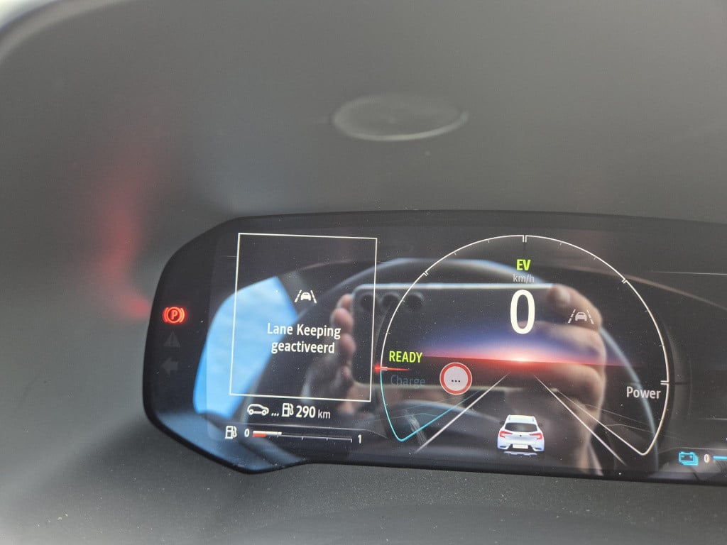 Renault Captur 1.6 e-tech full hybrid 145 r.s. line