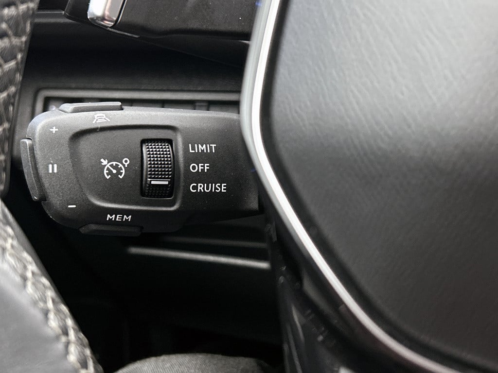 Peugeot 3008 hybrid 225 pk automaat allure pack business | stoelverwarming 