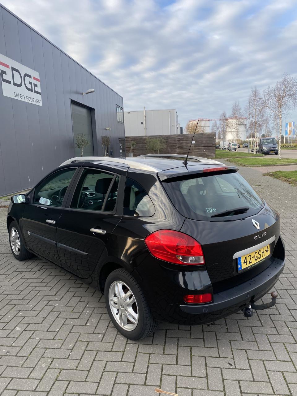 Renault Clio 1.2 TCE 100 Estate 2008 Zwart | 124.448 KM NAP | NIEUWE APK!