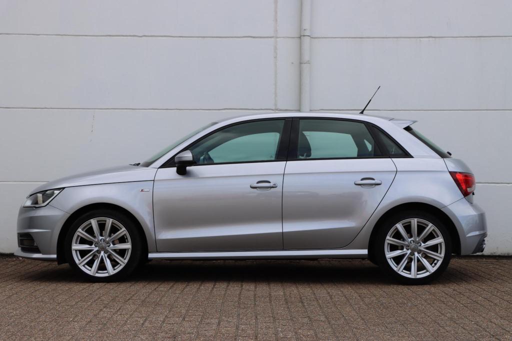 Audi A1 Sportback 1.0 tfsi adrenalin 95pk