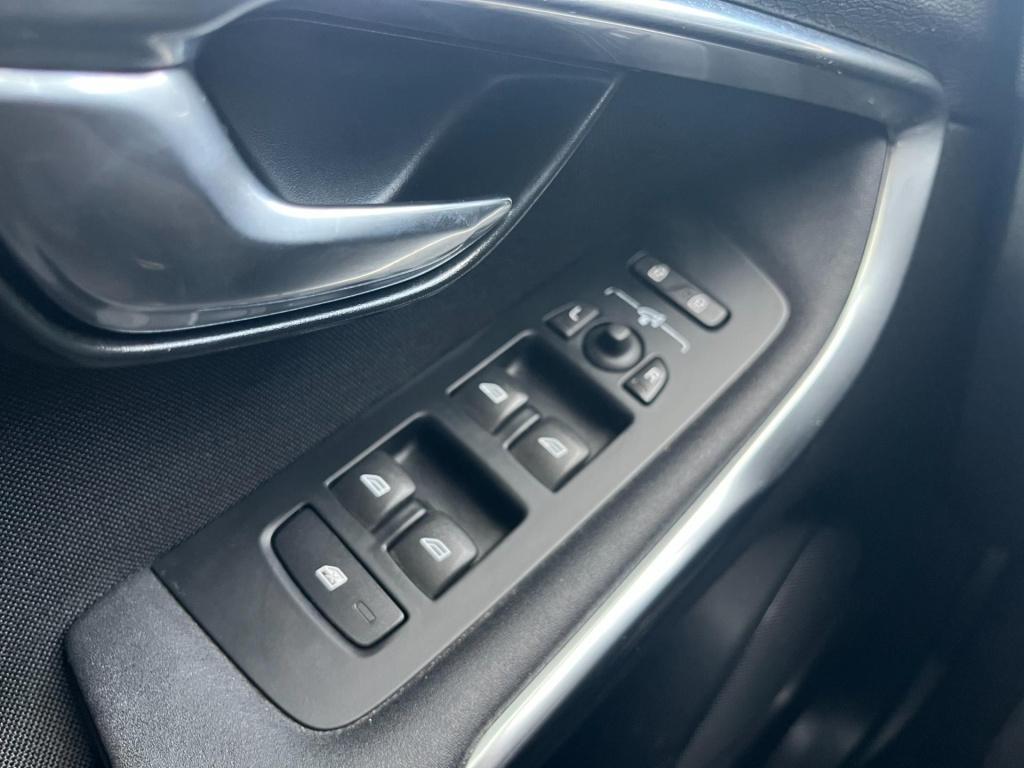 Volvo V40 2.0 t2 nordic+ | dealeronderhouden | orig. nl