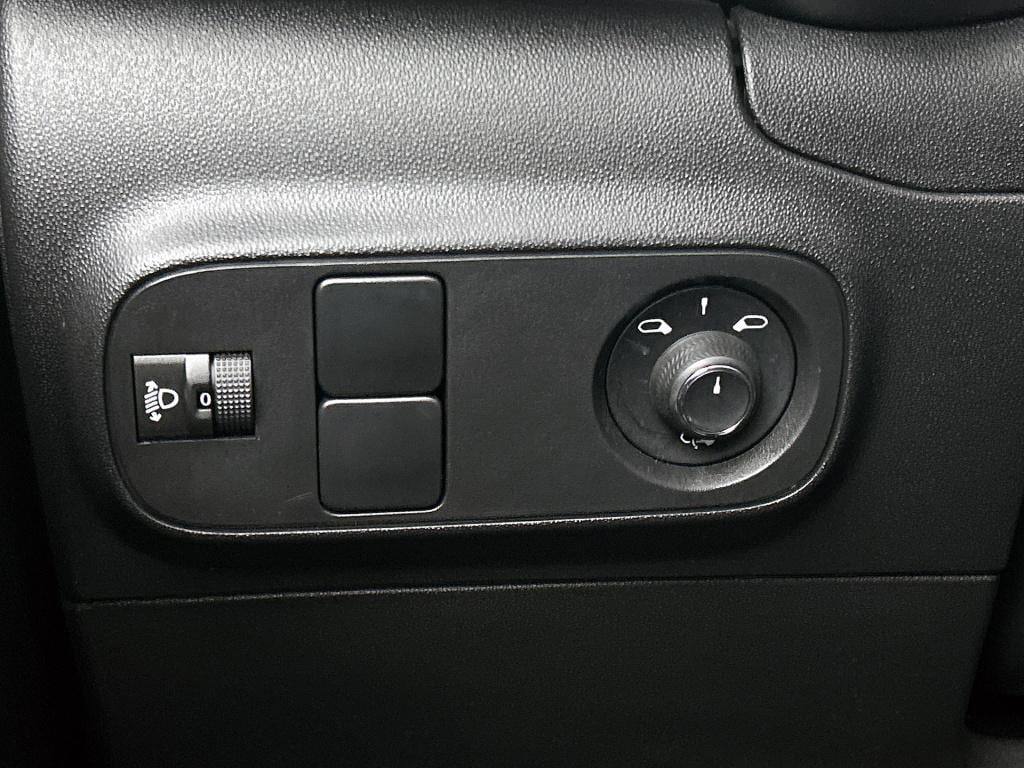Citroen C3 110pk plus | rijklaar comfort seats | parkeersensoren achter |
