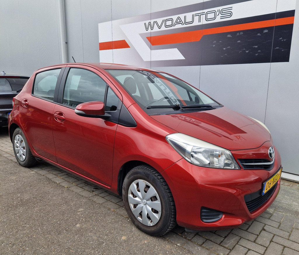 Toyota Yaris 1.0 vvt-i aspiration