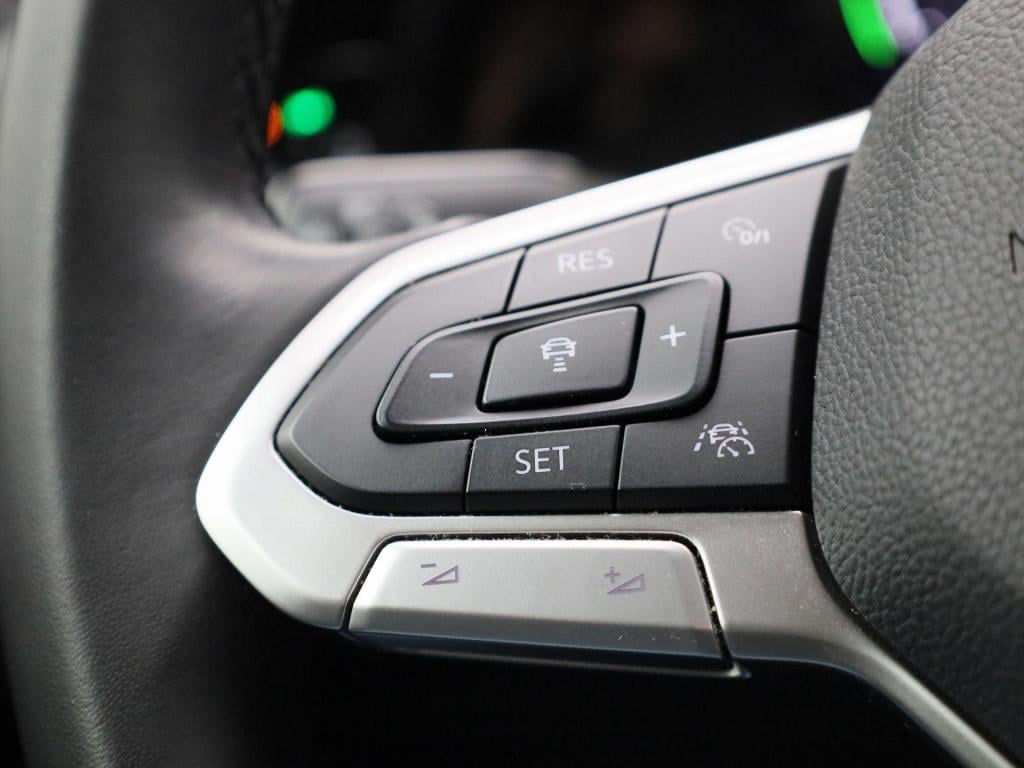 Volkswagen Golf 1.4 ehybrid style | lmv | automaat | navigatie | parkeer se