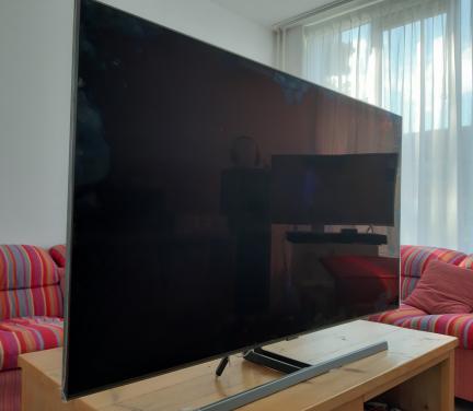 Samsung 55 inch QLED 4K Smart TV