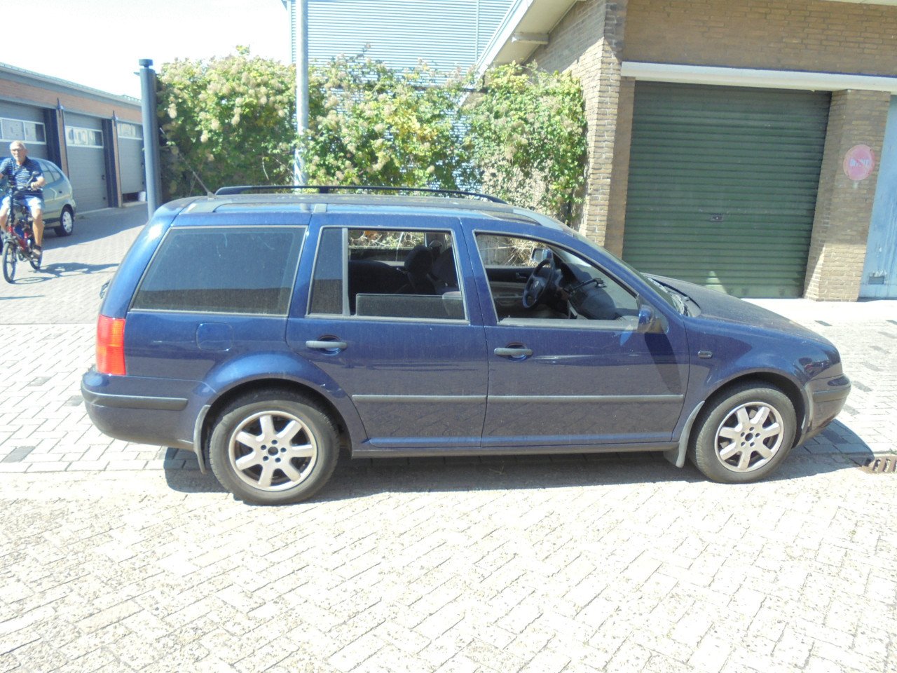 Golf station 1.6-16V ZO MEENEEM Auto ,Auto rijd en schakeld 100% € 595