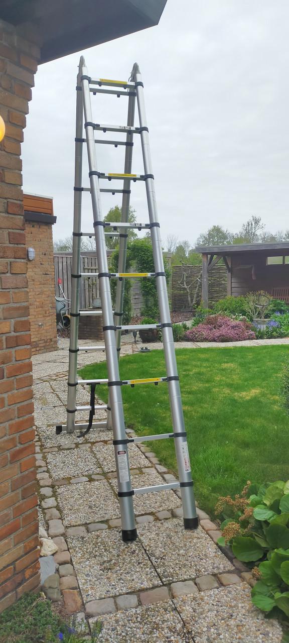 Telescoop ladder