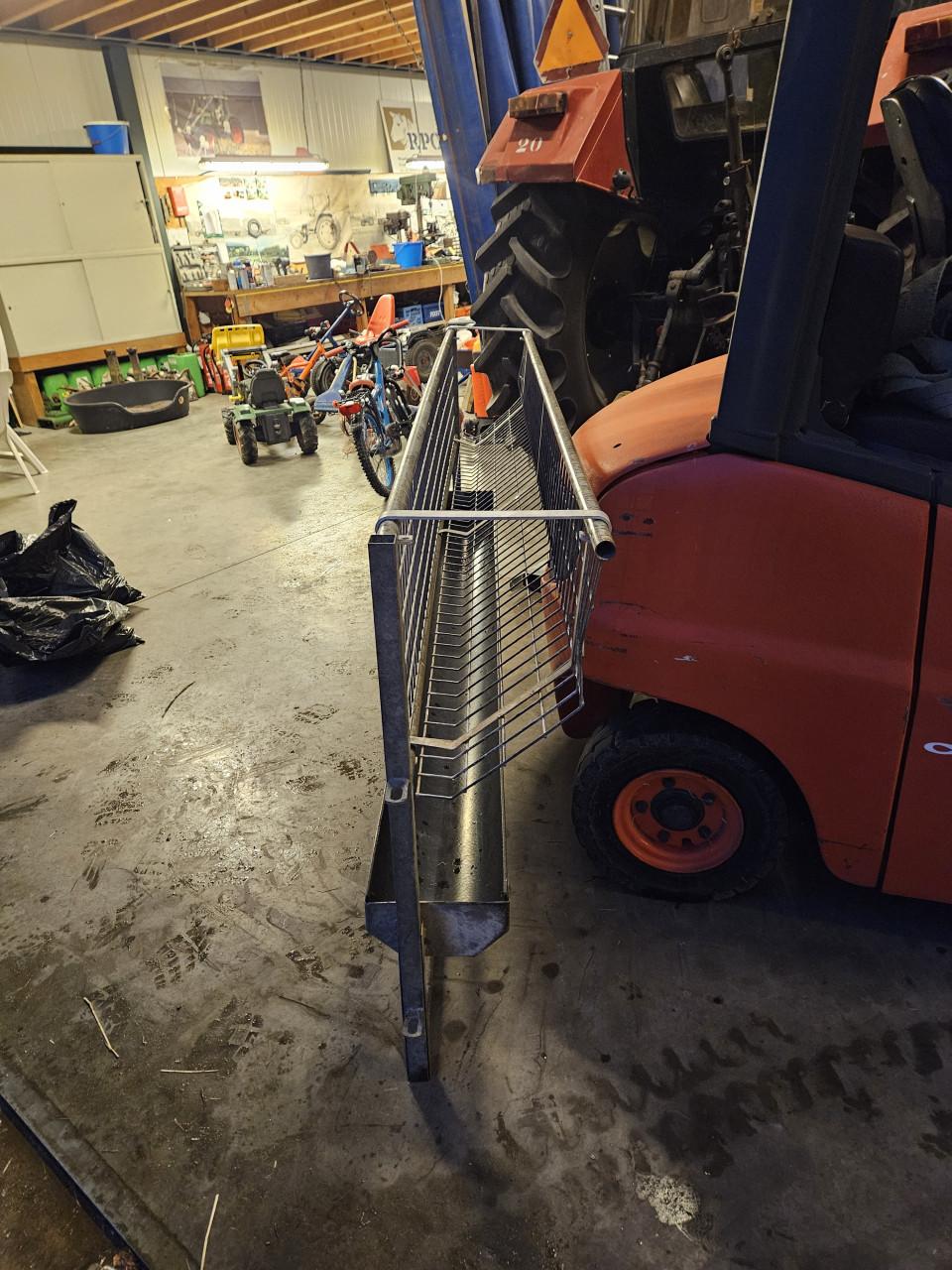 Veno voerhekken met ruif en goot