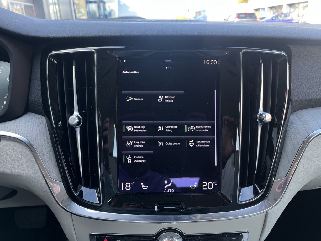Volvo V60 2.0 b3 inscription aut. | autopilot | memory | stoel/stuurverw. |