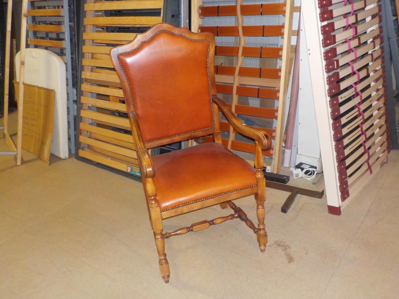 Mooie kwaliteit leren fauteuil in zeer goede staat