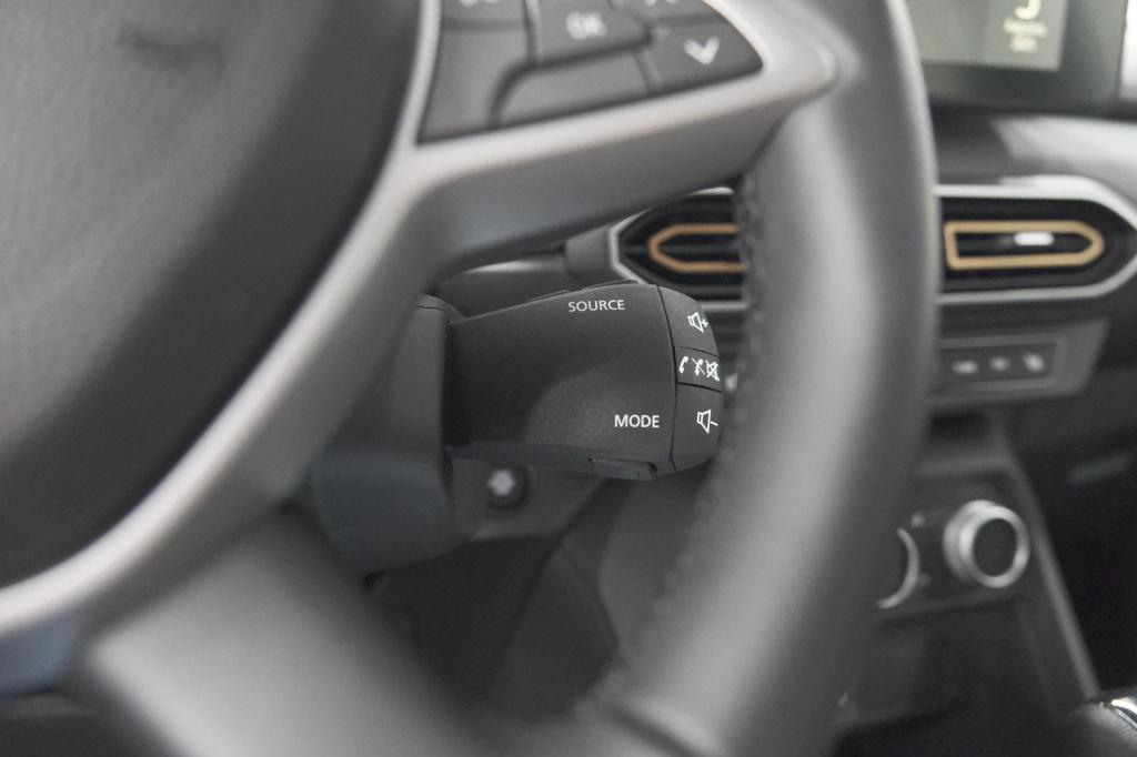 Dacia Jogger 1.6 hybrid 140 extreme | 7 zitplaatsen | camera | dodehoekdete