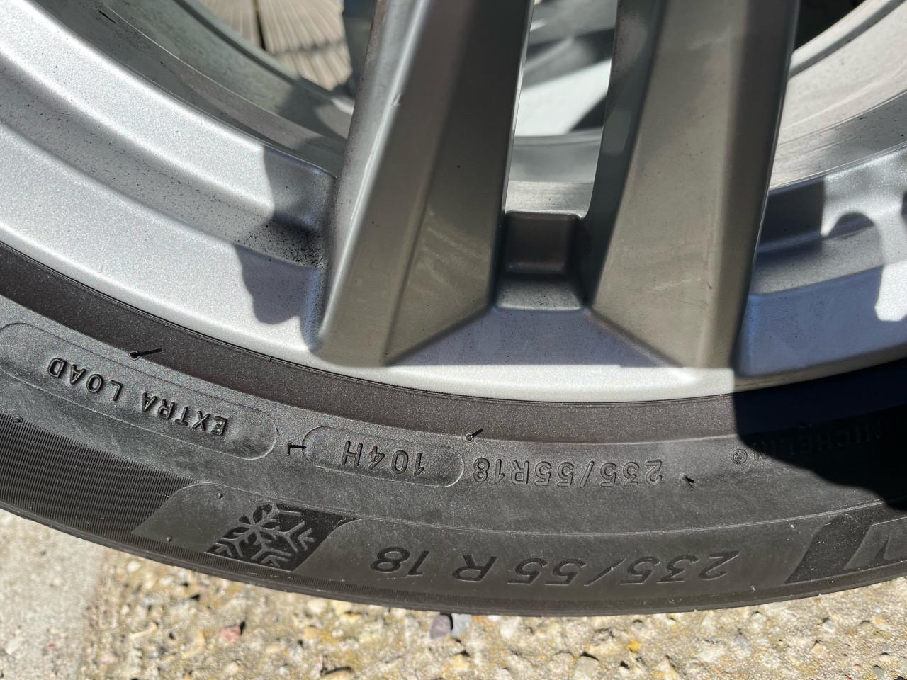 Winterbanden met velgen Volvo