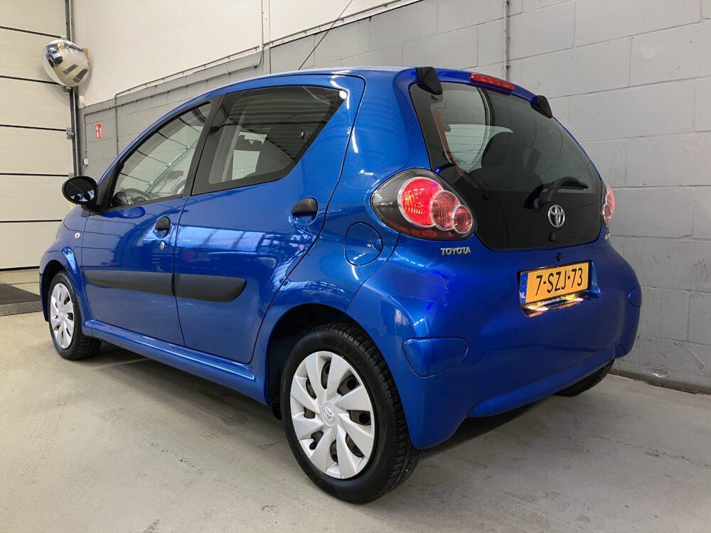 Toyota Aygo 1.0 VVT-i Now