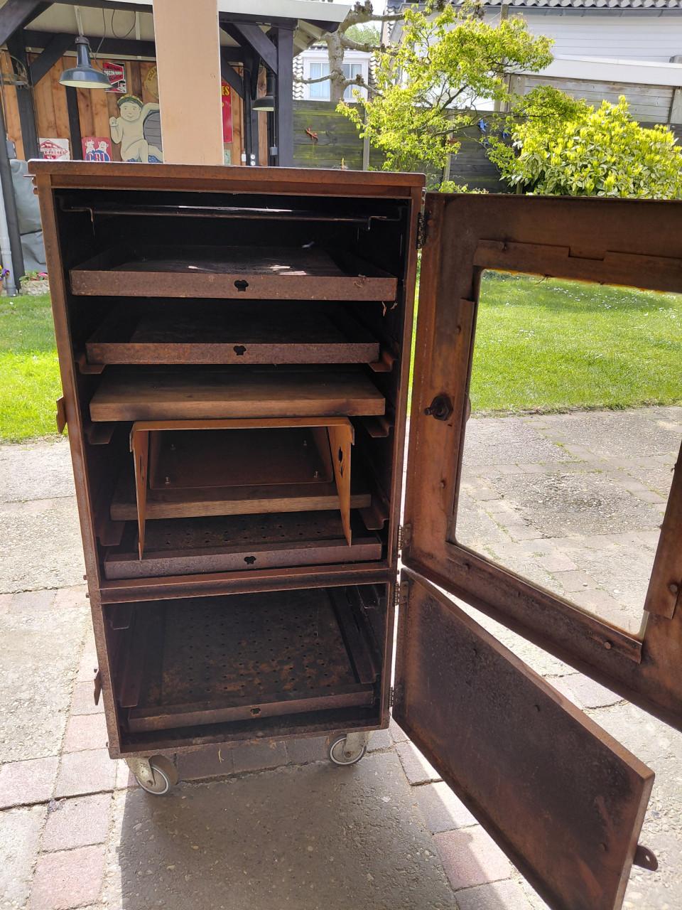 Houtkachel- BBQ Le Maitre