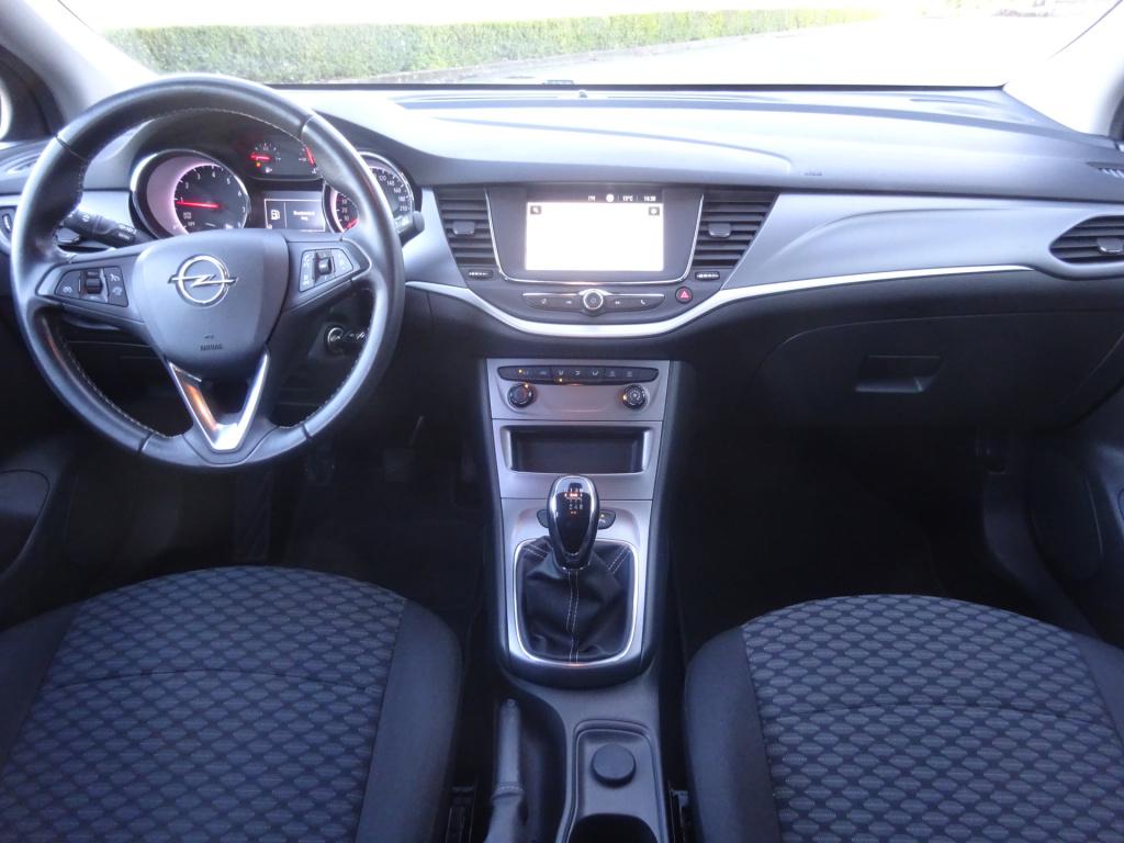 Opel Astra sports tourer 1.2 business edition 1e eigenaar - airco / navi / 