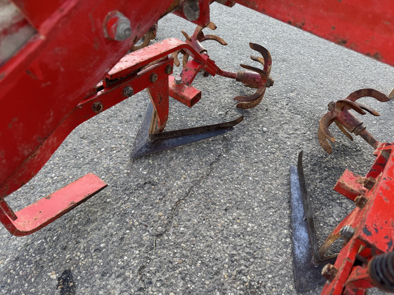 6 rijen 7 elementen Steketee schoffelmachine