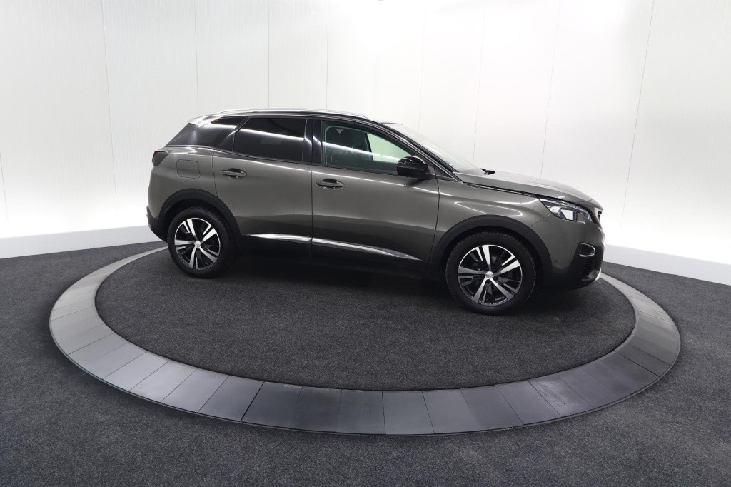 Peugeot 3008 puretech 130 eat6 allure | camera | navigatie | apple carplay 