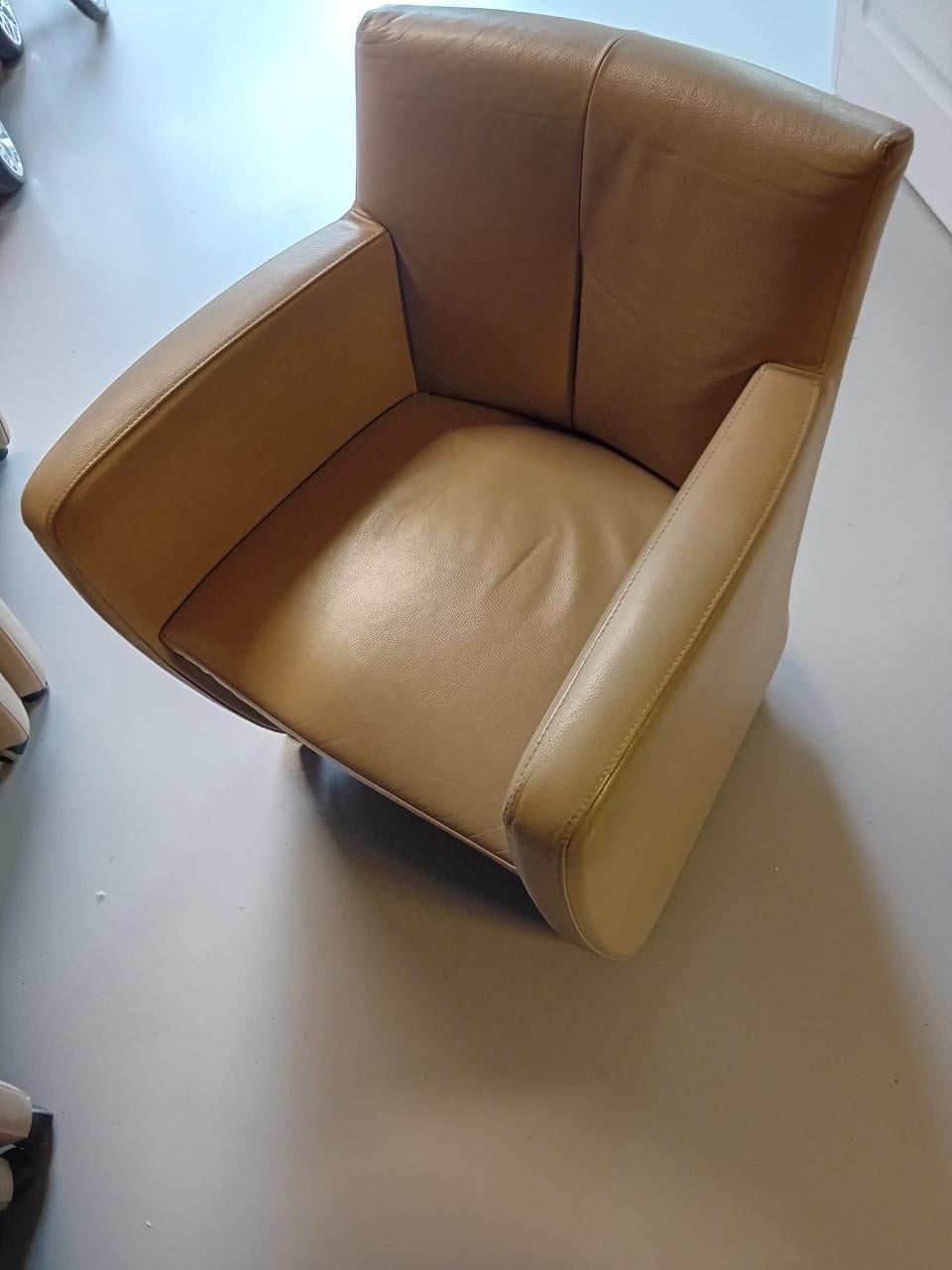 Leolux eetkamerstoelen
