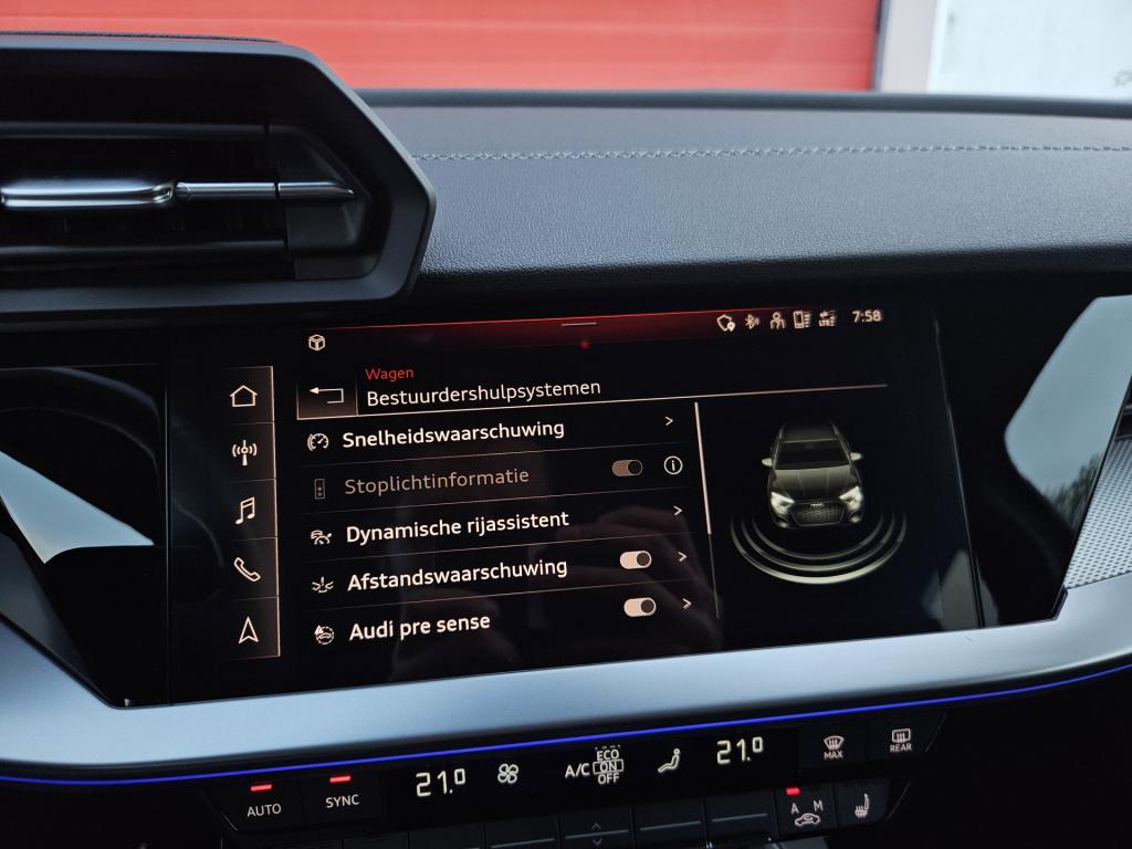 Audi A3 sportback 45 tfsi e s edition competition | matrix | acc | rijklaar