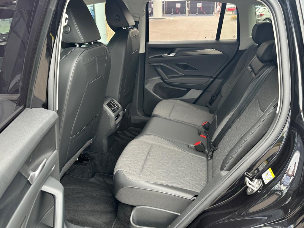 Volkswagen Tiguan 1.5 etsi life | trekhaak | camera | trekhaak | dode hoek 