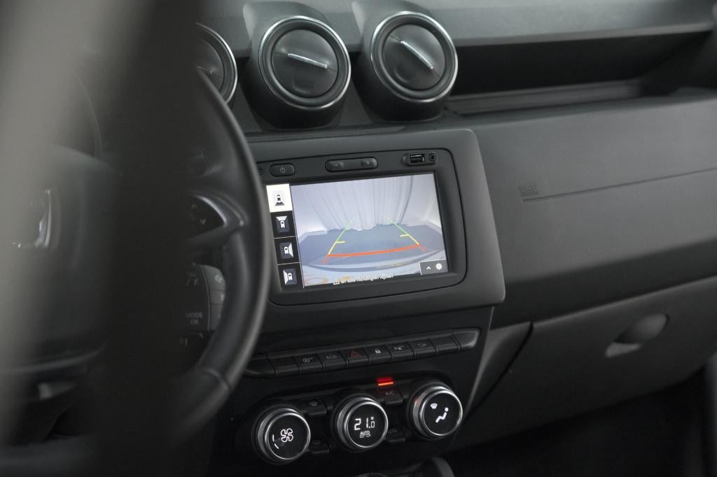 Dacia Duster tce 130 tech road | 360 camera | dodehoekdetectie | apple carp