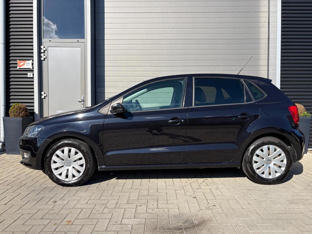 Volkswagen Polo 1.2-12v bluemotion trendline/mooie auto/clima/carplay/