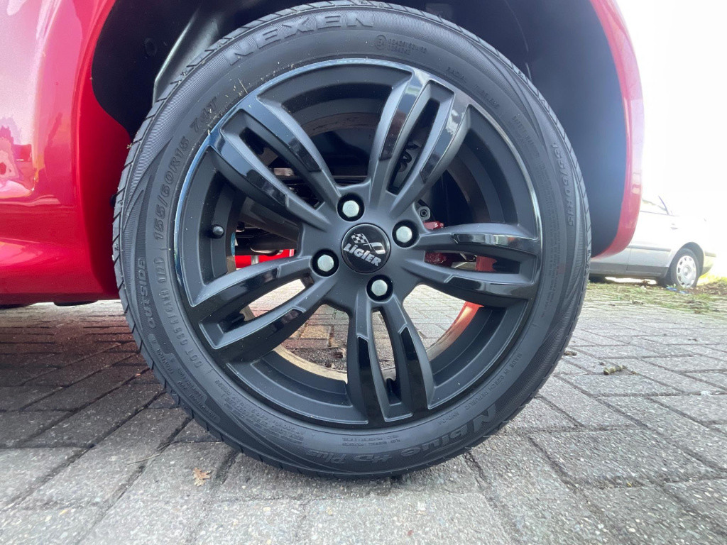 Ligier Js50 brommobiel c sport pack sun dci 492 met airco (nieuw)