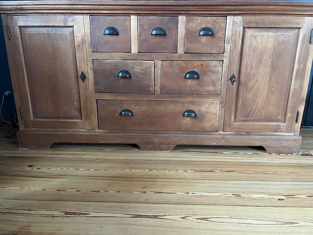 Teakhouten dressoir